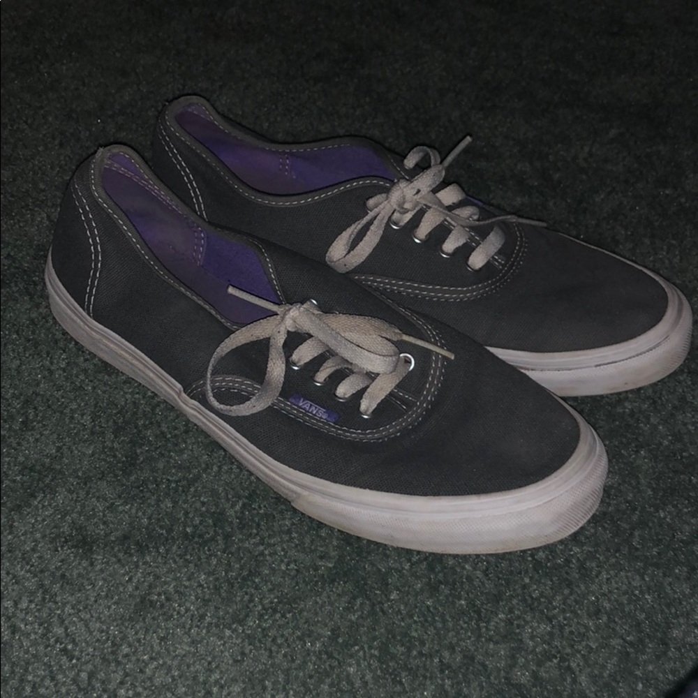 grey vans